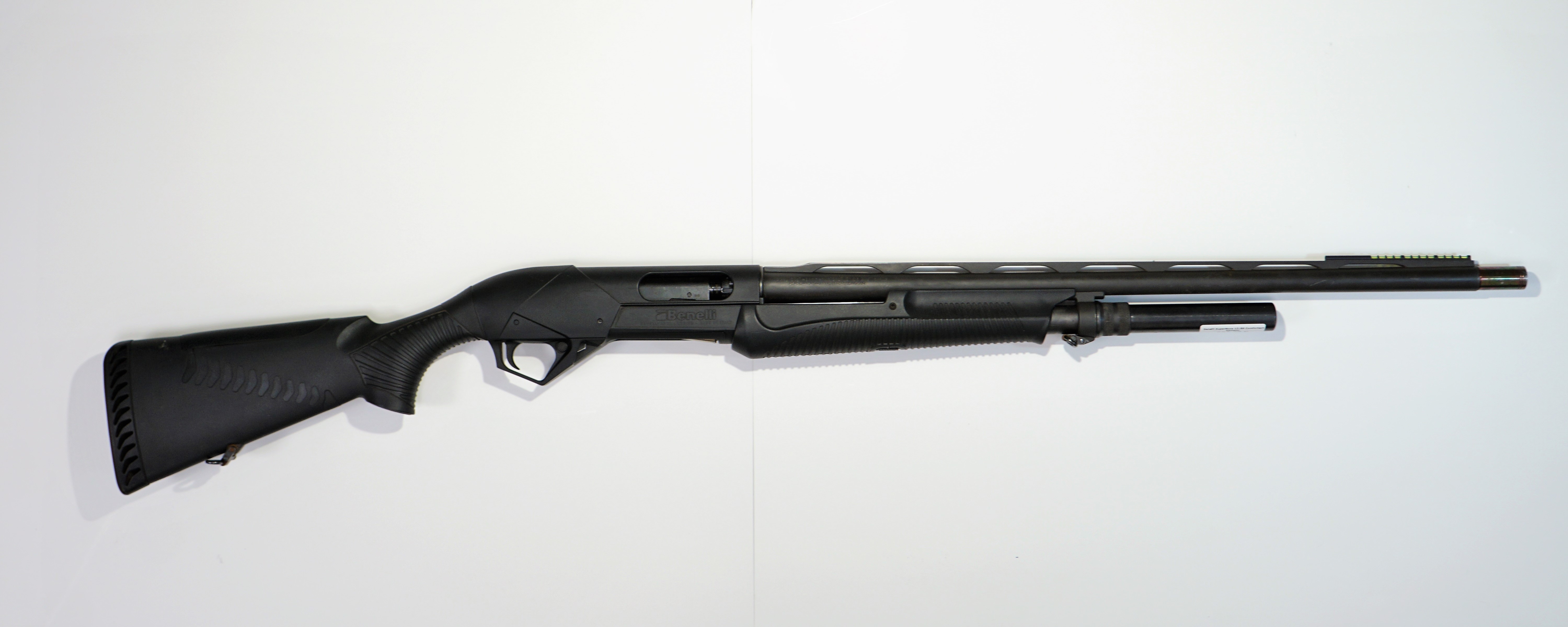 Benelli SuperNova 12/89 Comfortech   käytetty                                                             
