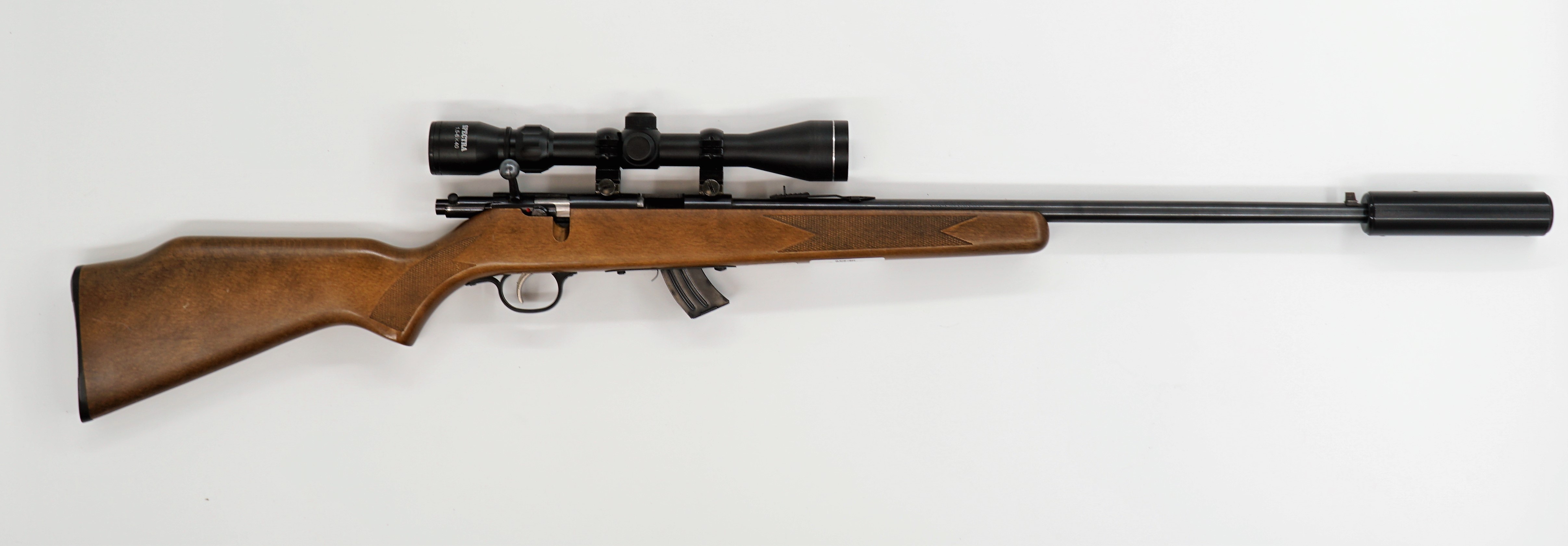 Savage Mark II .22lr pulttilukkoinen pienoiskivääri  