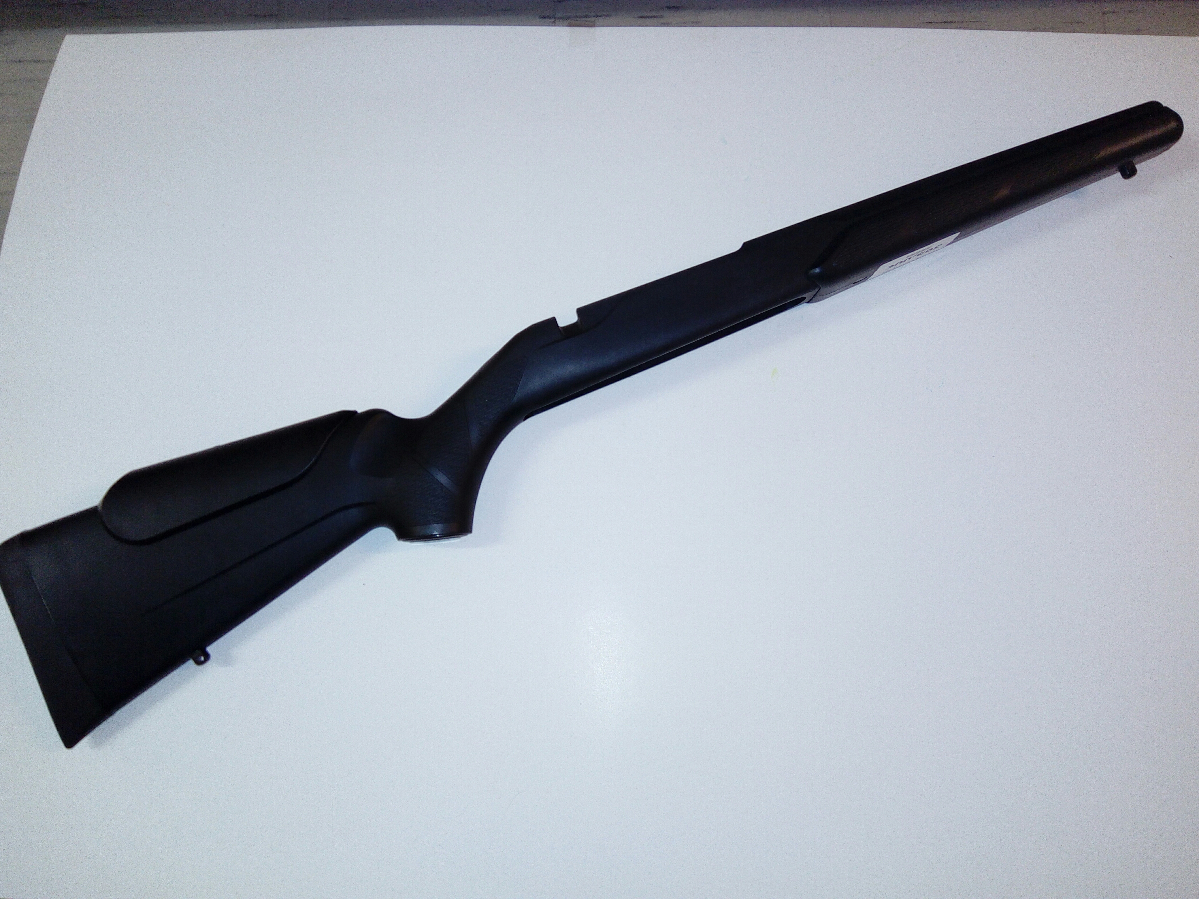 Tikka T3 Varmint tukki musta/synteettinen                                                                     