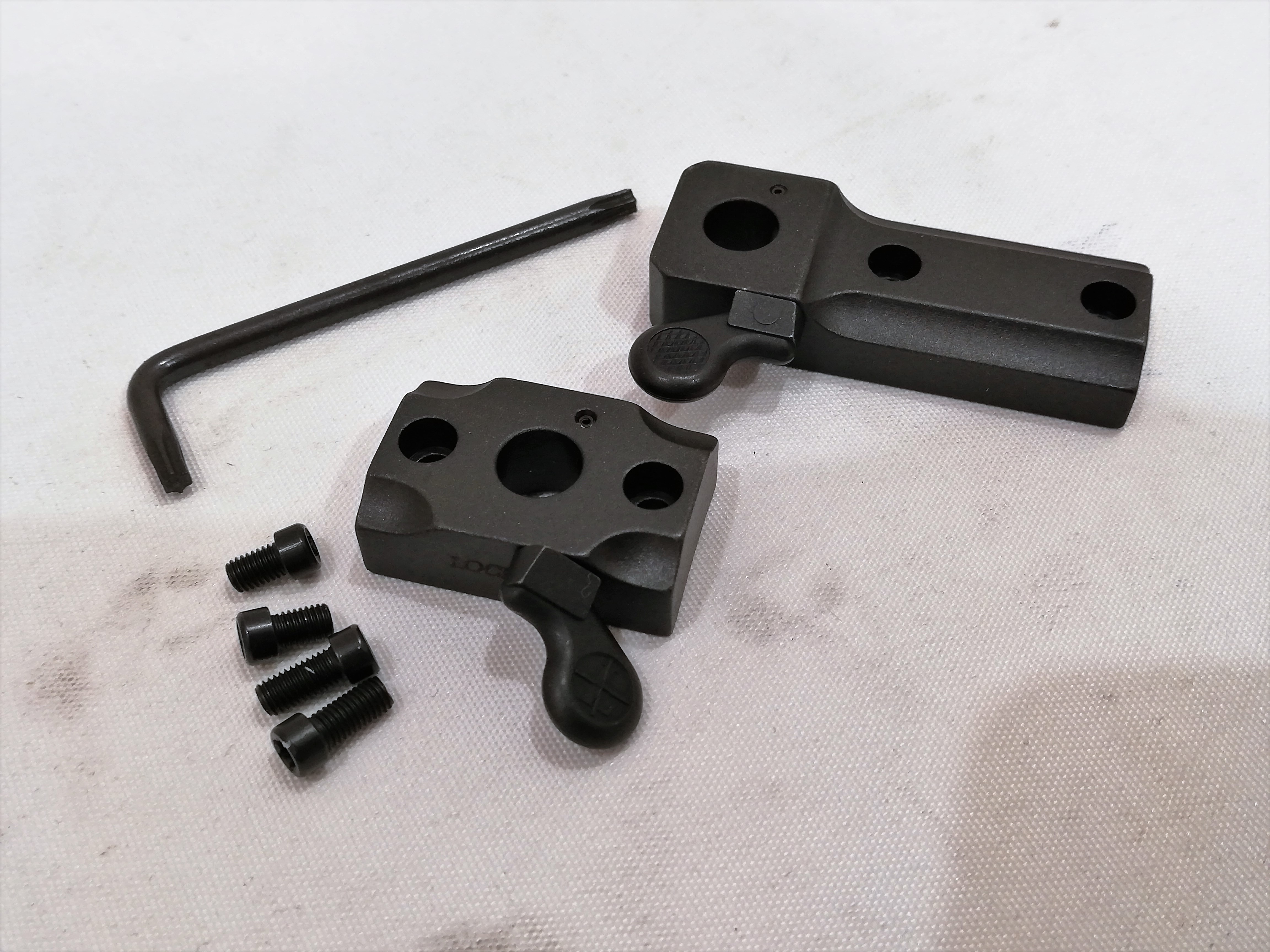 Leupold QR Jalusta Browning  A-Bolt                                                                           