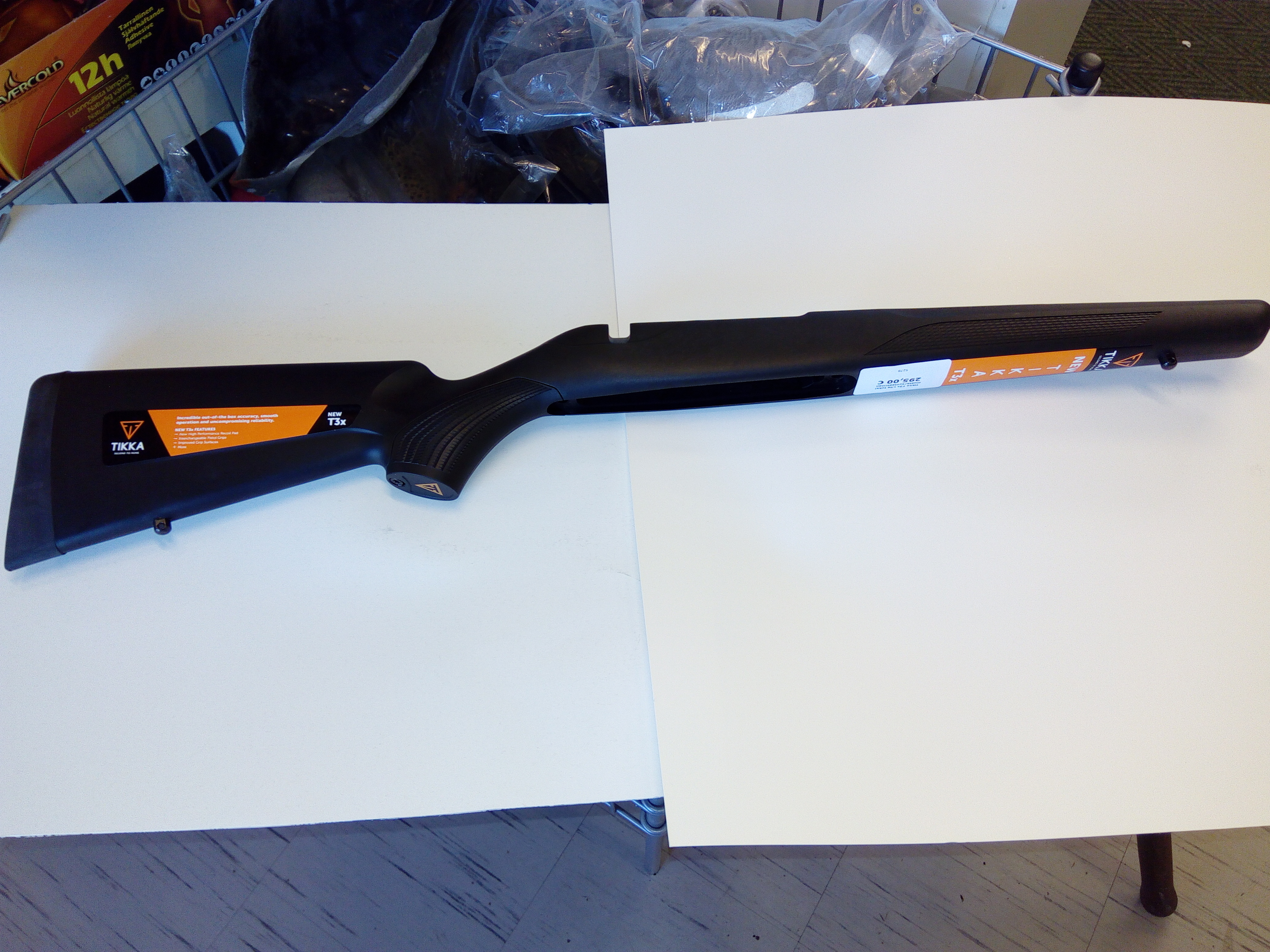 Tikka T3x Lite tukki musta/synteettinen 