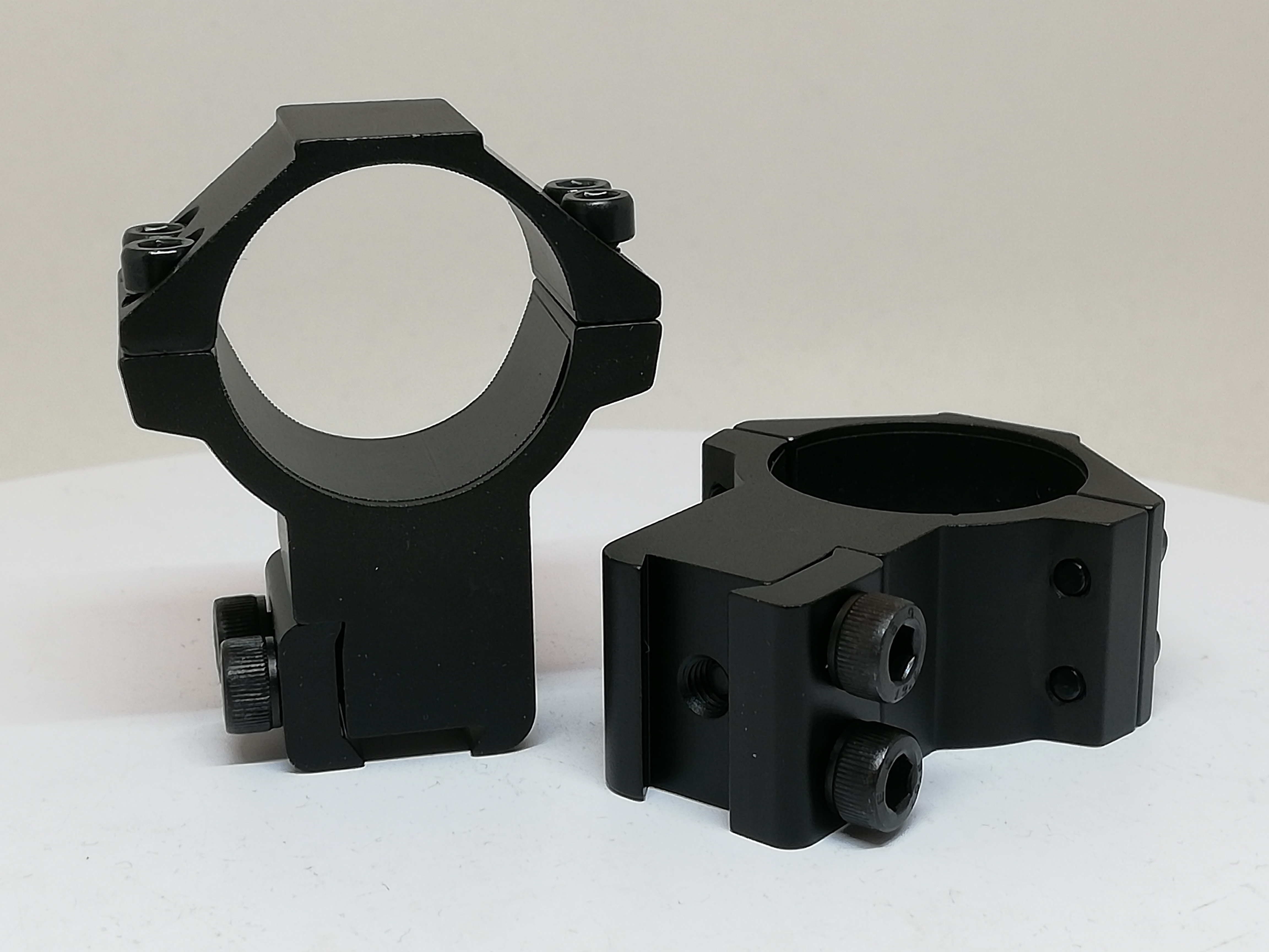 UTG kiinteä kiikarinjalka ilma-pienoiskivääreihin korkea  30 mm