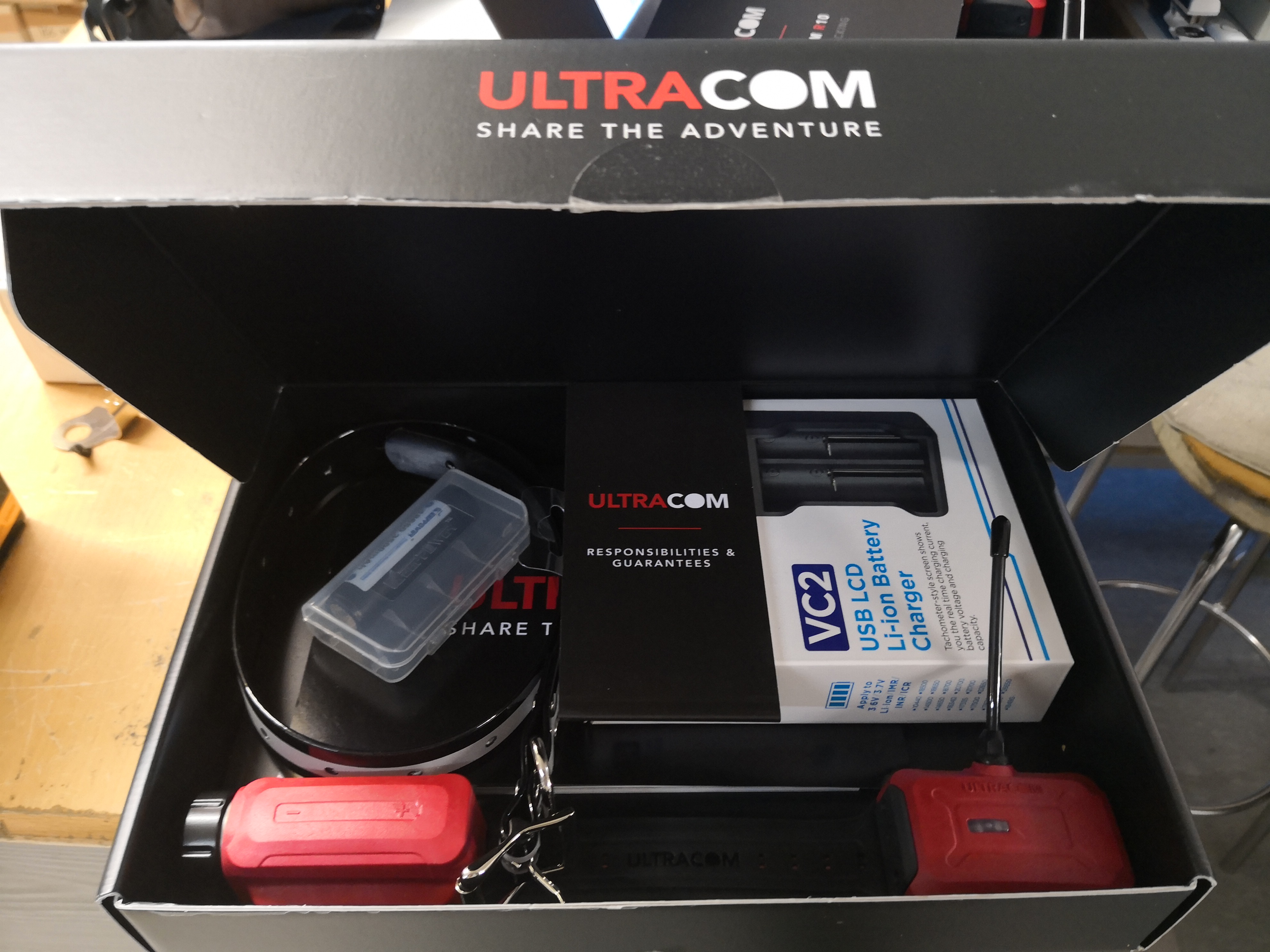 Ultracom R10 esittelypaketti