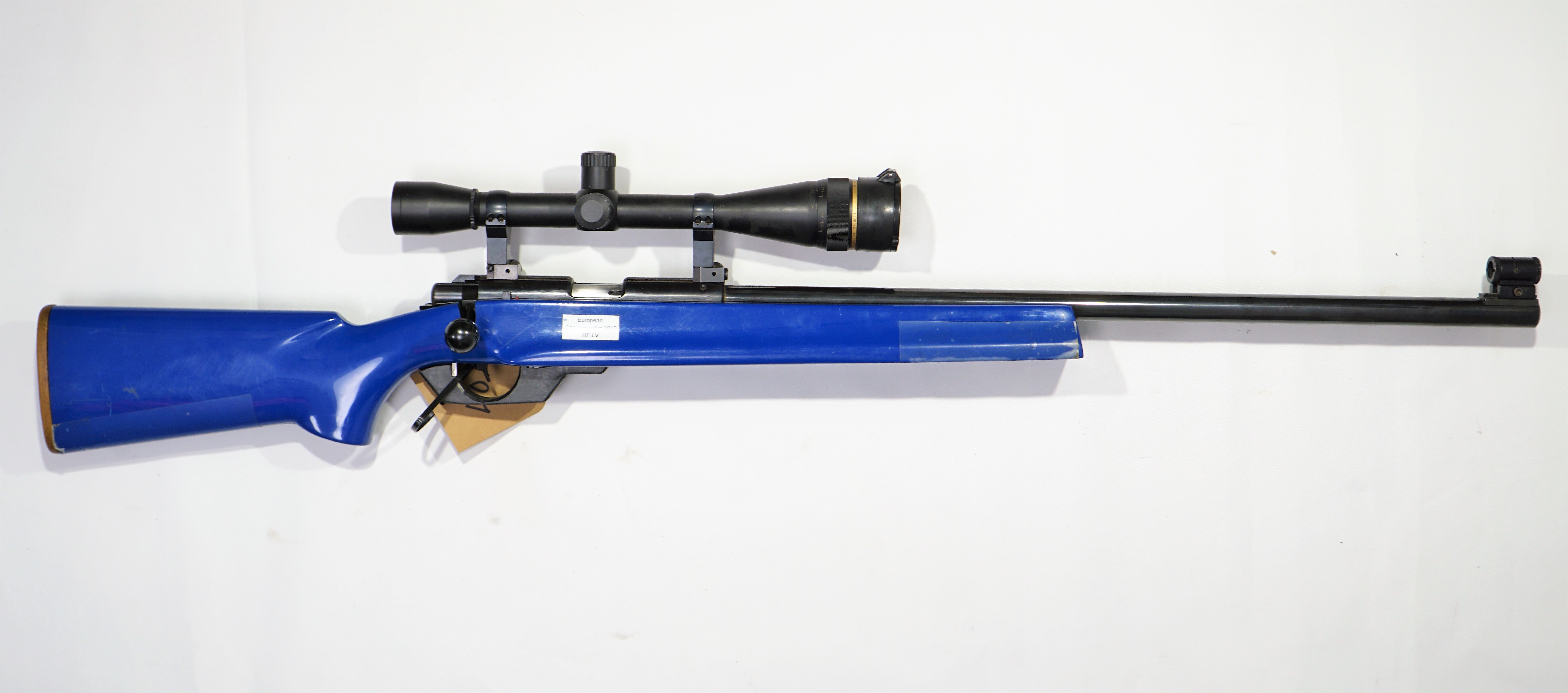 FWB 2600 kasapiekkari .22lr +Leupold 36 Dot  käytetty MT 