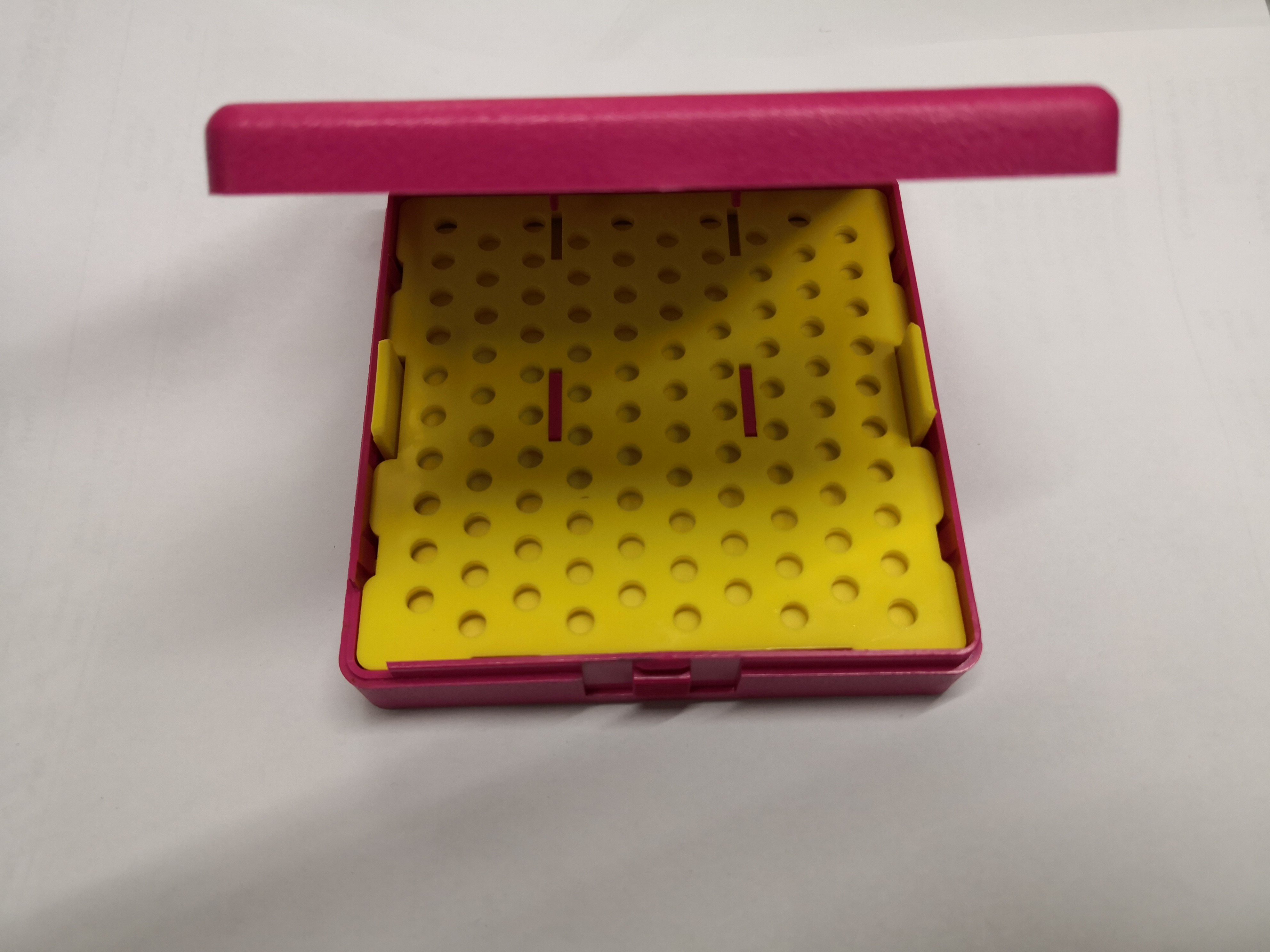 H&N Match Box ilmakiväärin luodeille väri pinkki