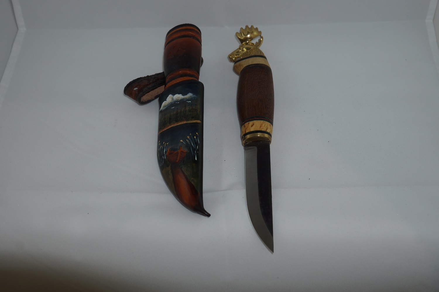 Hirvenpää puukko                                                                                              