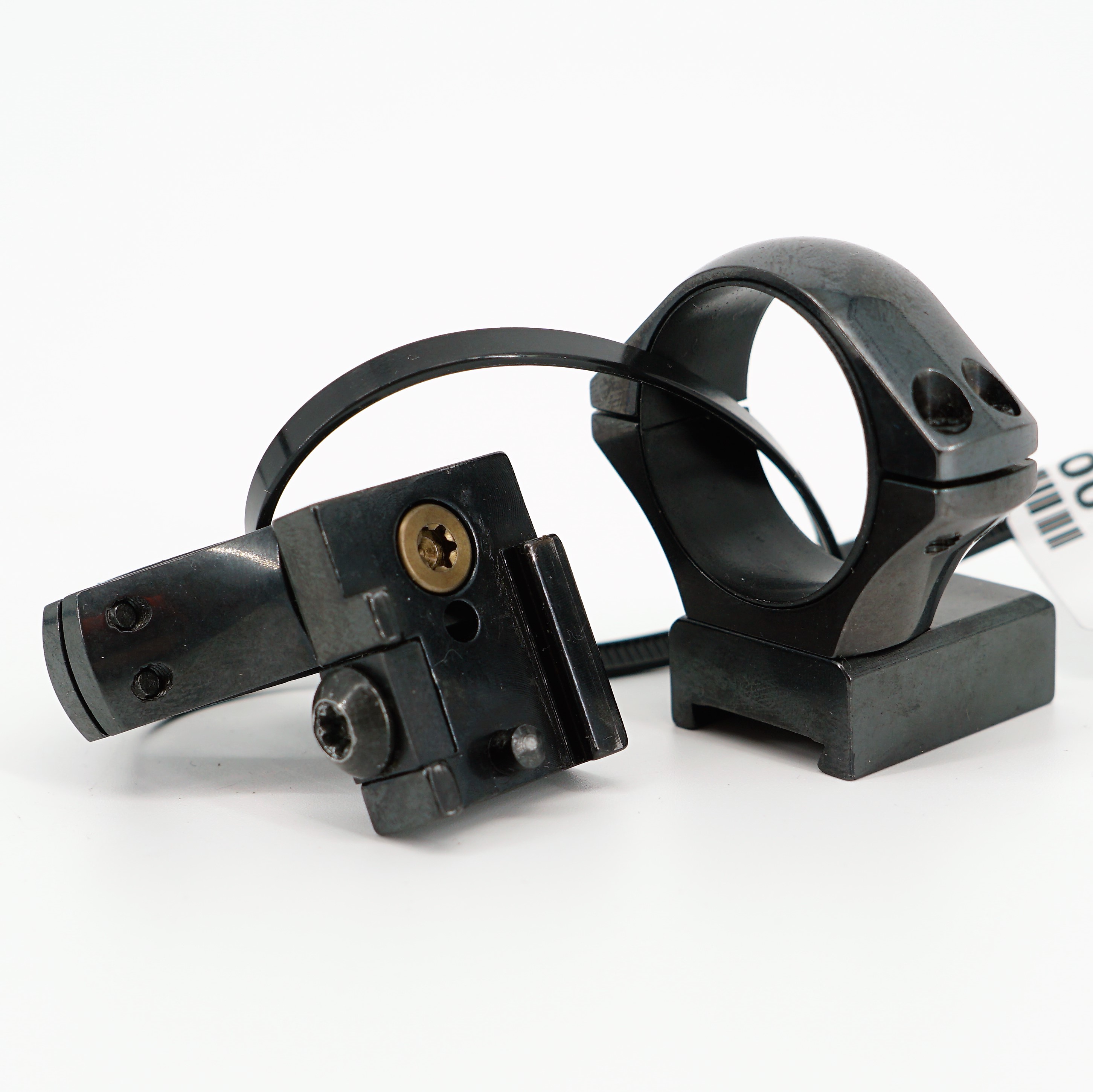 Optilock Tikka jalusta +30mm renkaat extramatala. Käytetty 