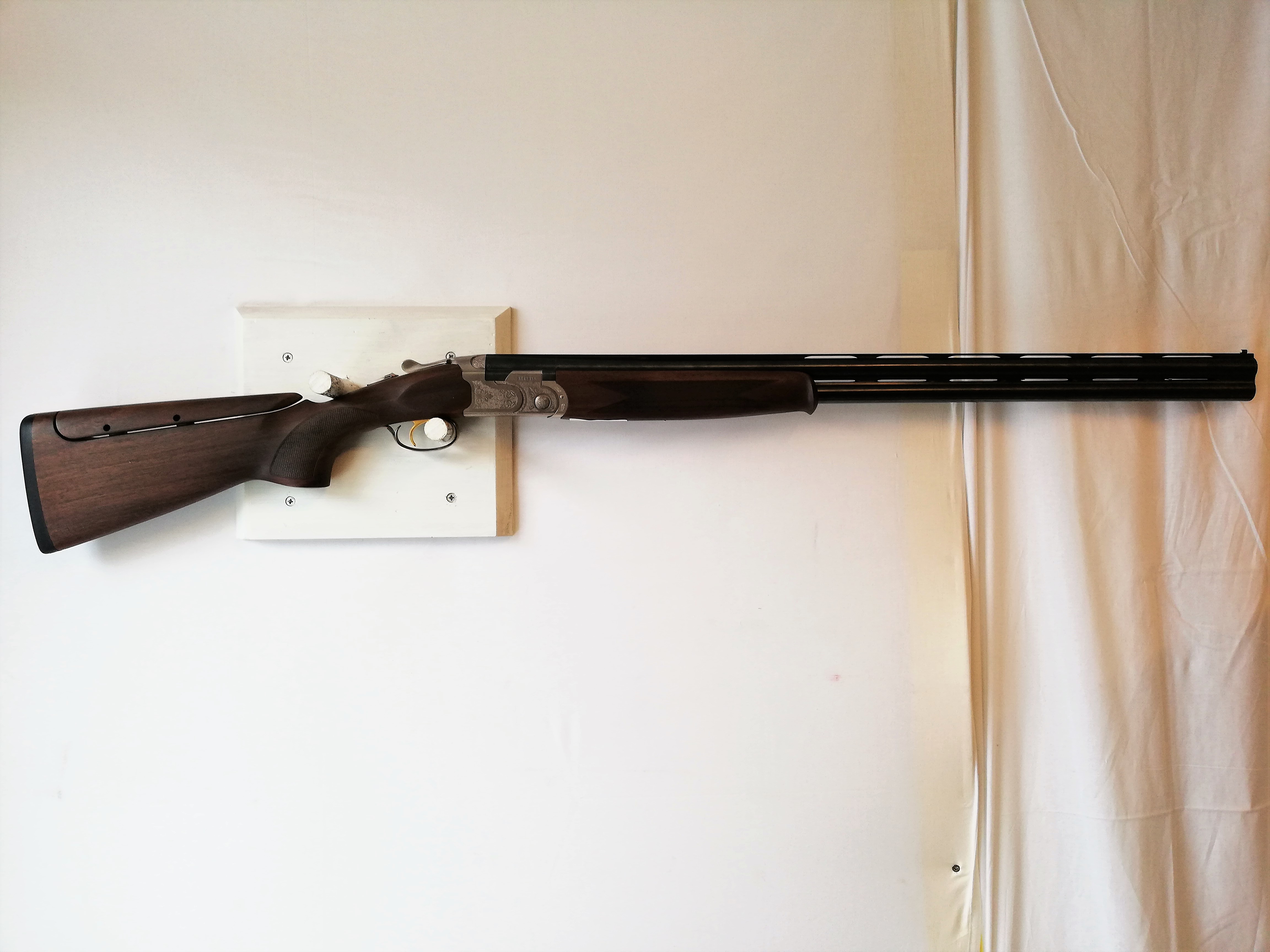 Beretta 686 sil.pig.1 Sporting 12/76  76cm  Säätötukki                                                        
