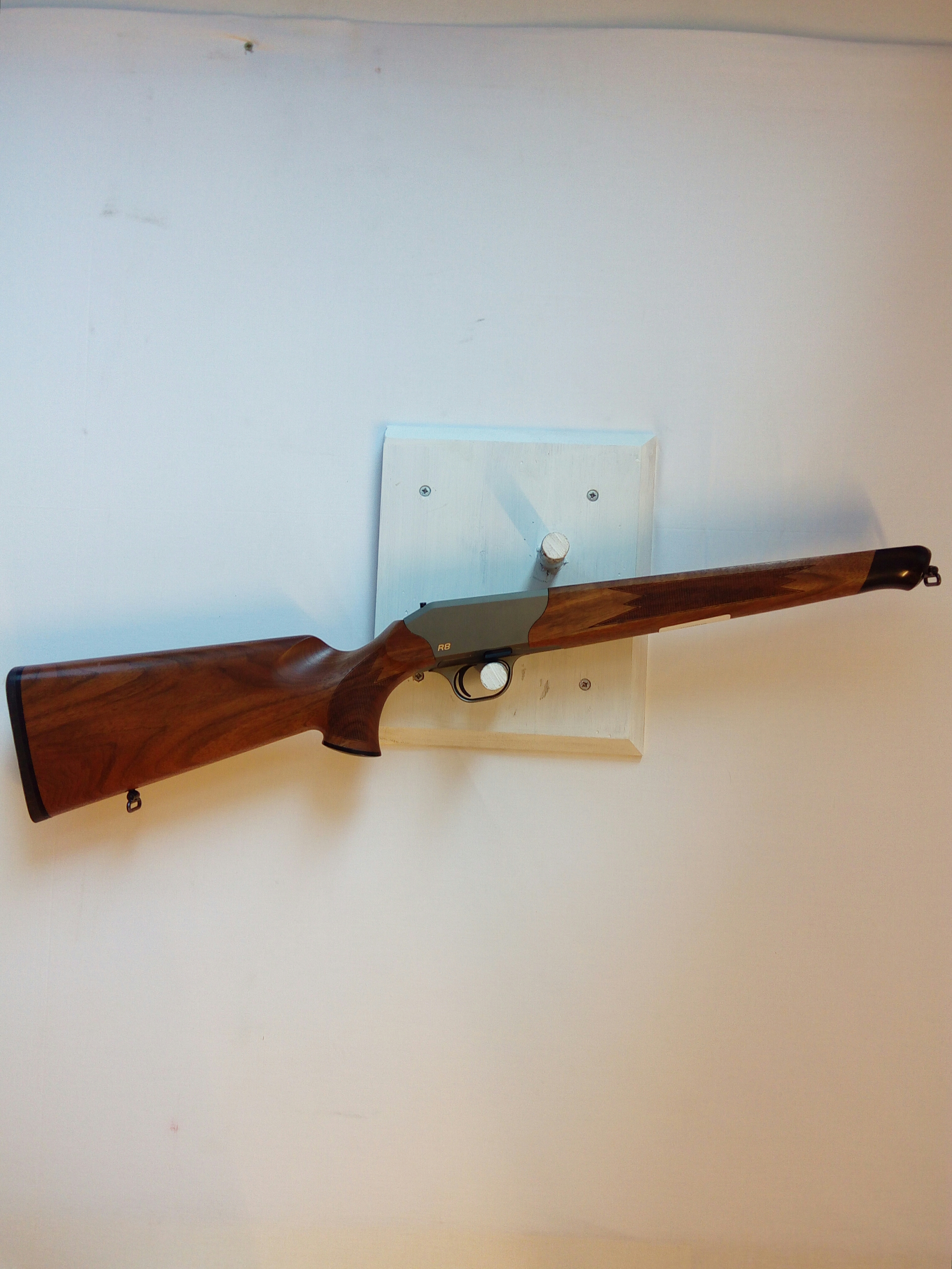 Blaser R8 Standard runko  + lukko                                                                      