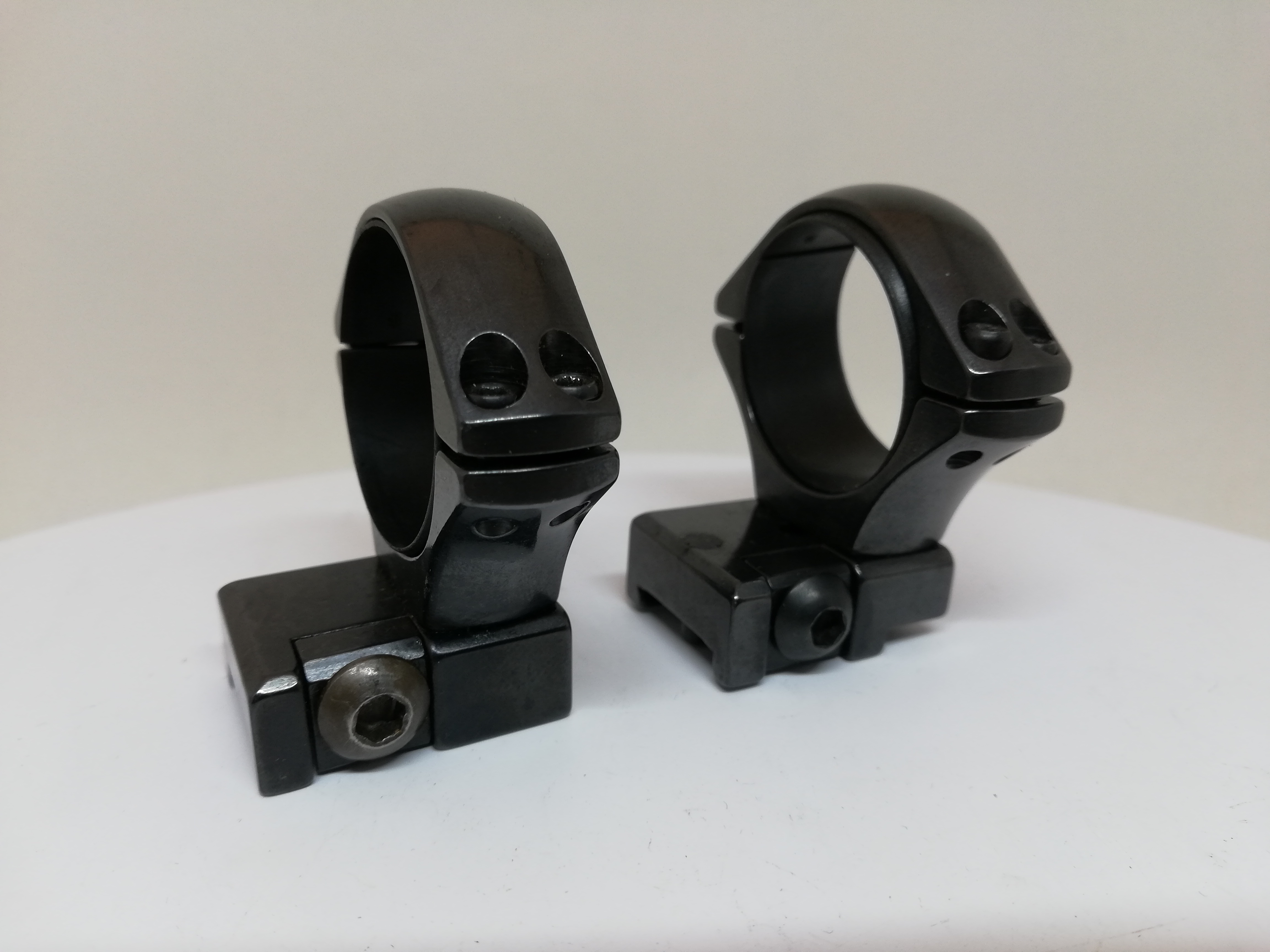 Optilock Tikka jalusta+renkaat 30mm matala    käytetty   MT