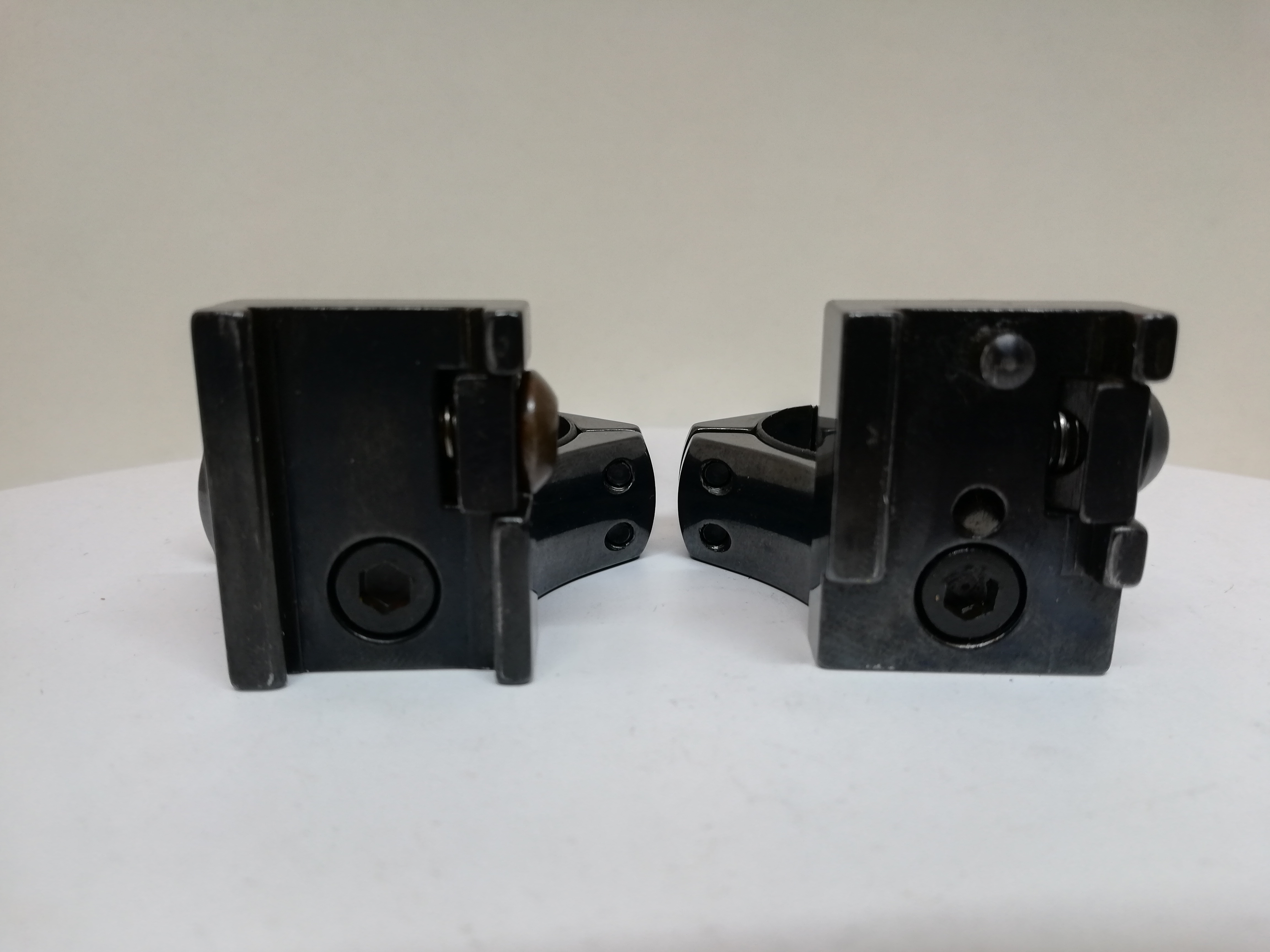 Optilock Tikka jalusta+renkaat 30mm korkea, käytetty 