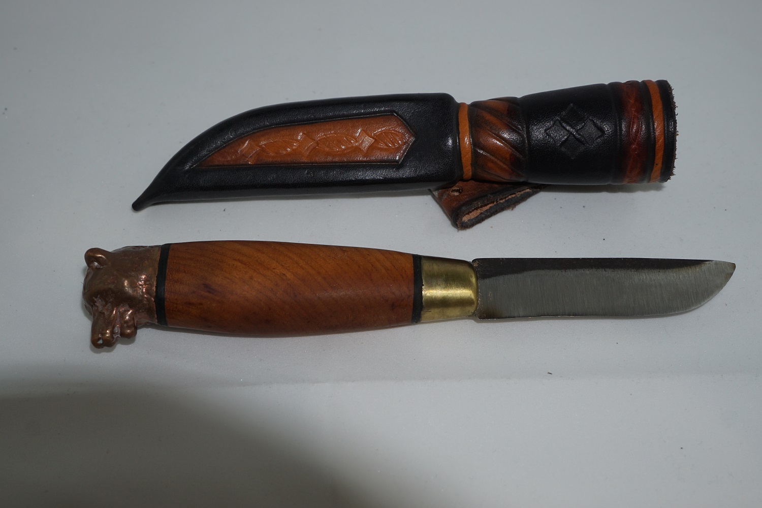 Puukko karhunpää  II laatu                                                                                    