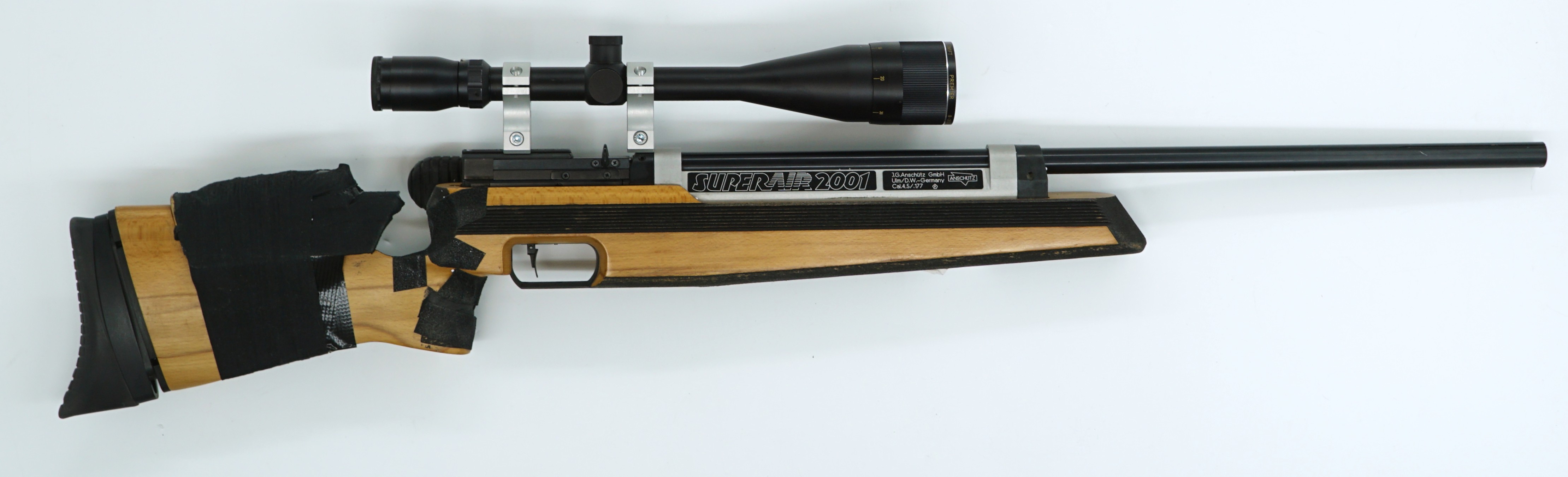 Anschutz SuperAir 2001 ilmakivääri 4,5 mm  vasenkätinen + 3-Dot kiikari käytetty