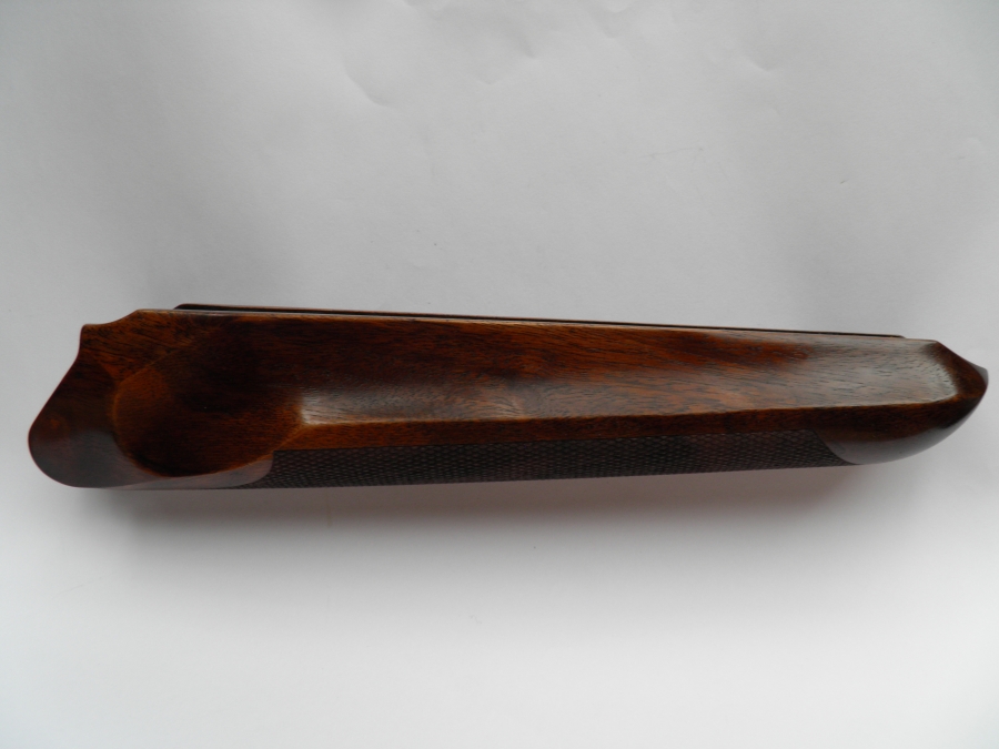 Benelli Argo Etutukki Puinen