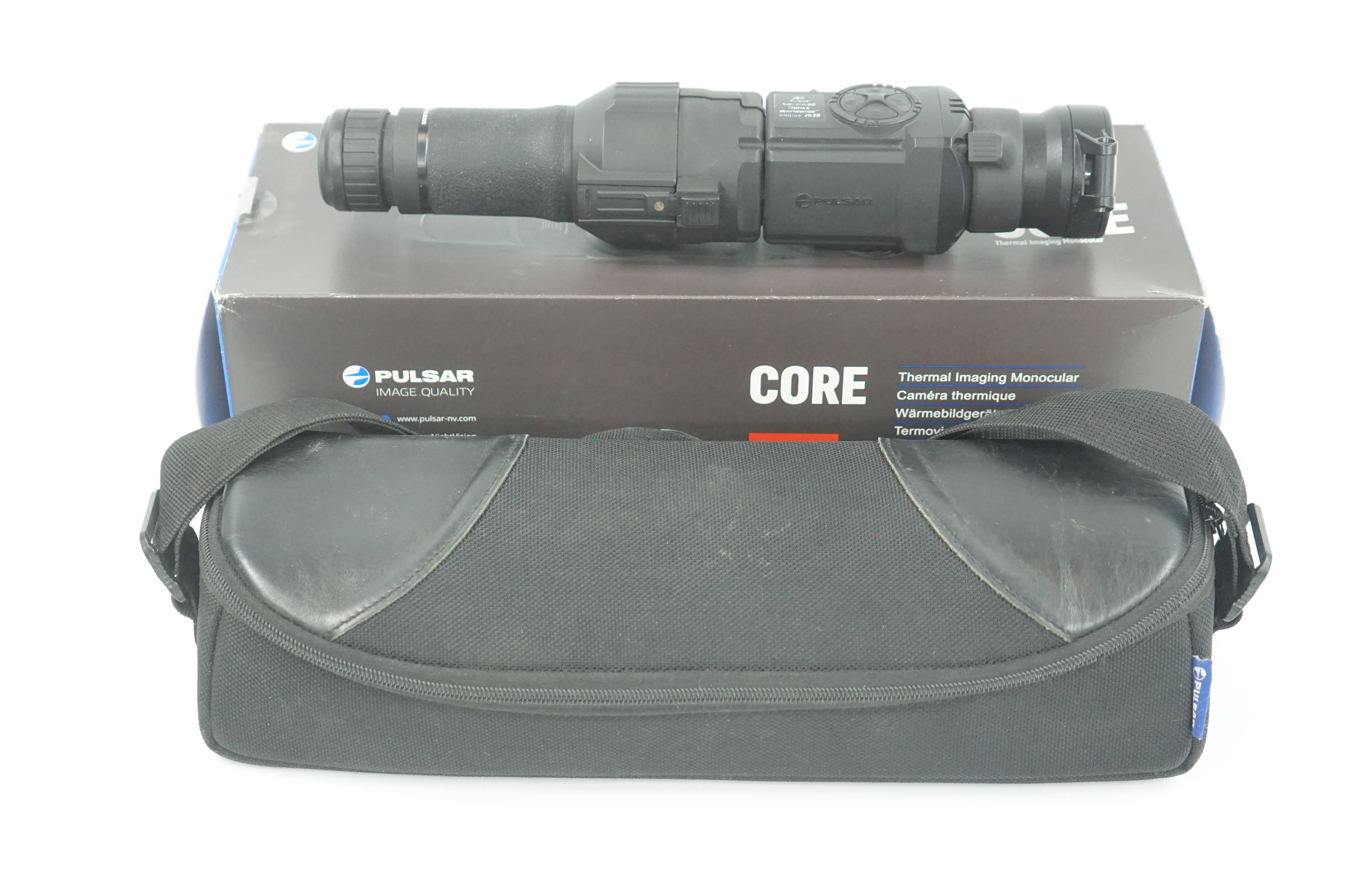 Pulsar Core FXQ55 BW lämpötähtäin, käytetty