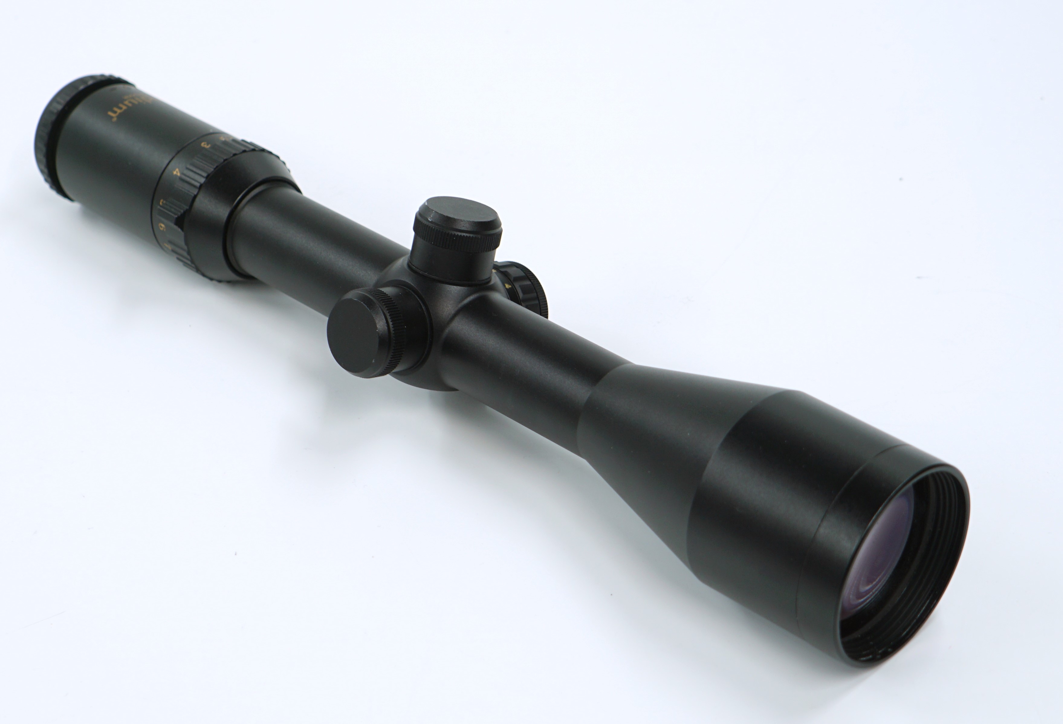 Scandium 2,5-10x50 valopisteellä käytetty