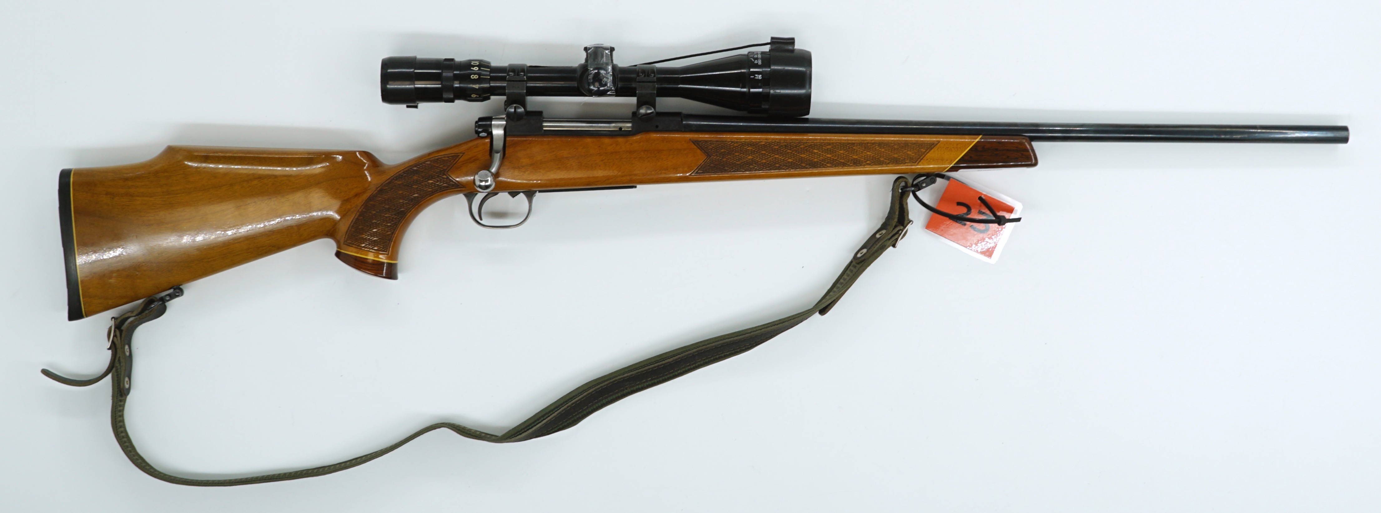 Tikka LSA-55 Deluxe .22-250 +kiikari+jalat   käytetty    MT