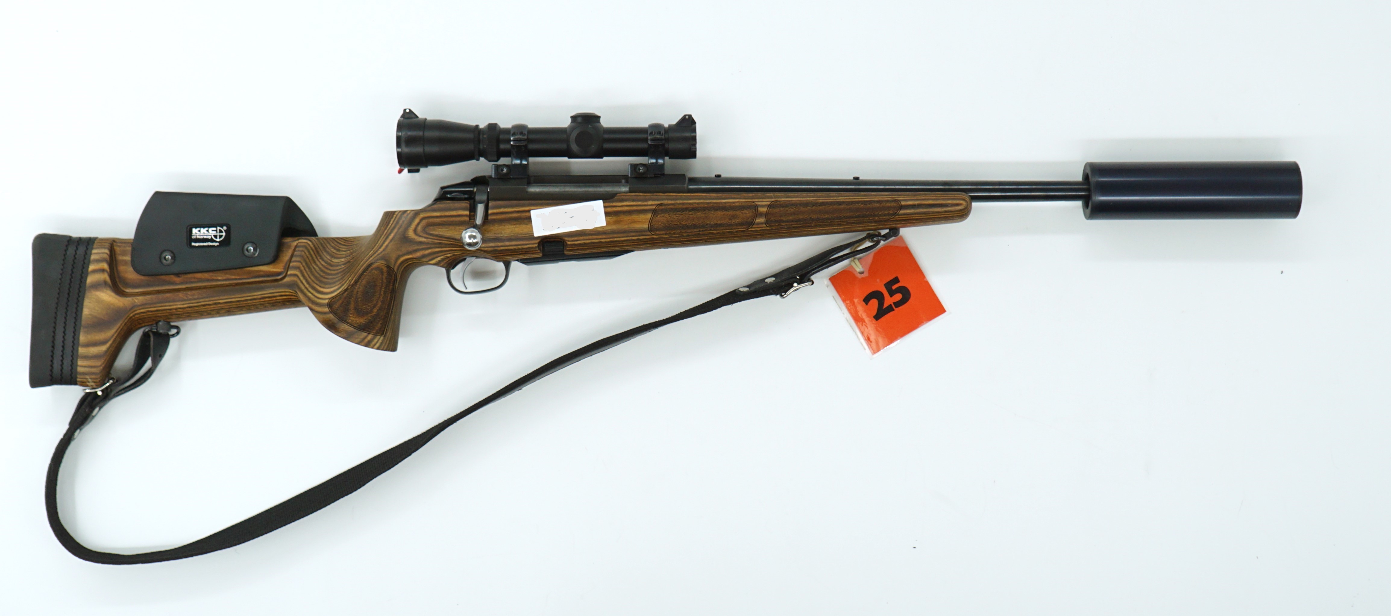 Tikka 695 KKC-tukilla + Leupold 1-4 tähtäinkiikari 9,3x62 käytetty  MT